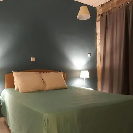 Apartment 3 Bedroom Spacious